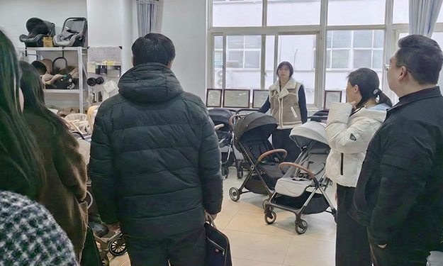 Love Seed team presenting products to visiting local government officials during a company tour